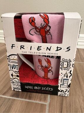 FRIENDS Pink Lobster Mug and Sock Gift Set - New